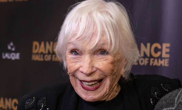 ‘Living legend’ Shirley MacLaine, 92, makes very rare announcement that sparks big reaction from fans