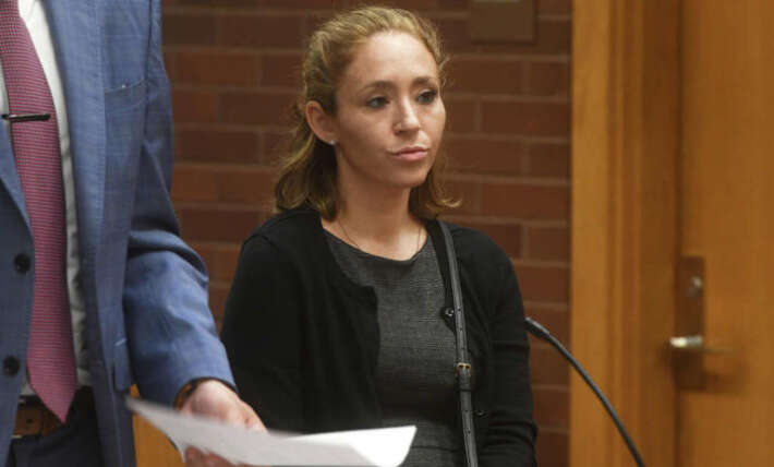 Connecticut mom accused of poisoning man, faking DNA test appears pregnant in court