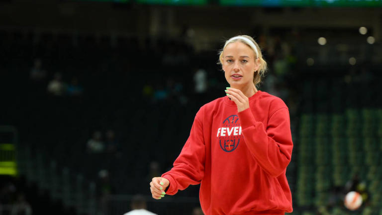 NFL, NBA stars coming out in support of Sophie Cunningham