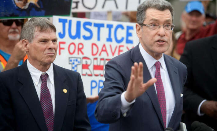 Judge dismisses David Hearn’s Reflecting Pool indictment, but a crucial legal question remains