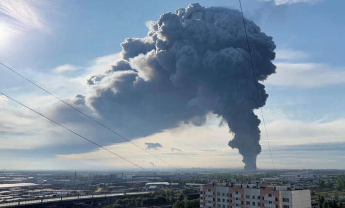 Desperate Putin launches crackdown as he loses grip on power