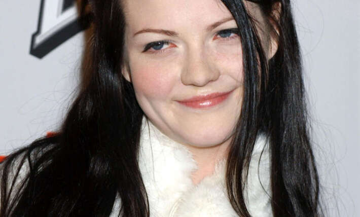 White Stripes’ Meg White photographed for first time in 17 years, looks unrecognizable
