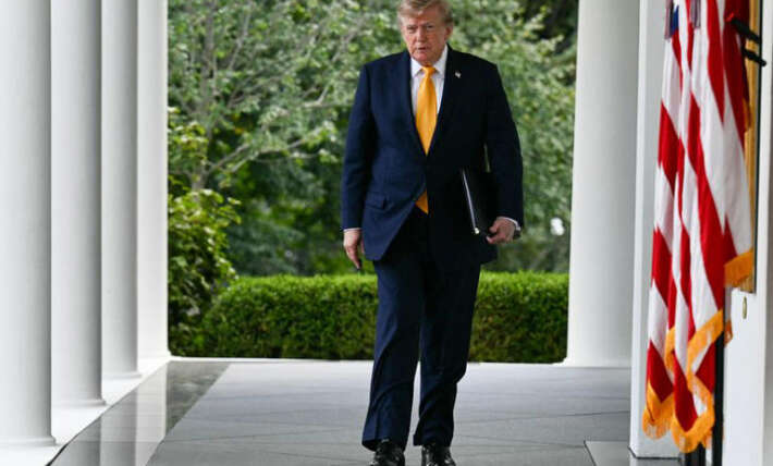 Donald Trump sparks wild ‘exoskeleton’ theory as president can ‘barely walk’