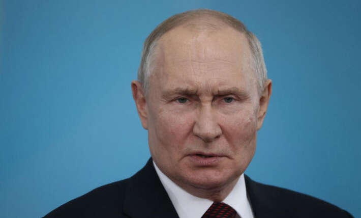 Russian officials believe Putin could launch nuclear strike on Ukraine, media reports