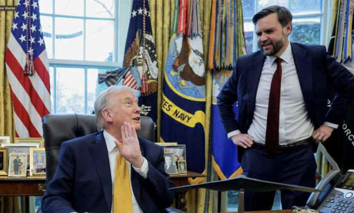 GOP candidate frantic as Trump and Vance hand Dem two ‘big gifts’