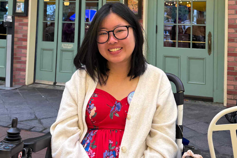 Woman, 25, says she gave husband ‘the choice to leave’ after getting terminal diagnosis (exclusive)