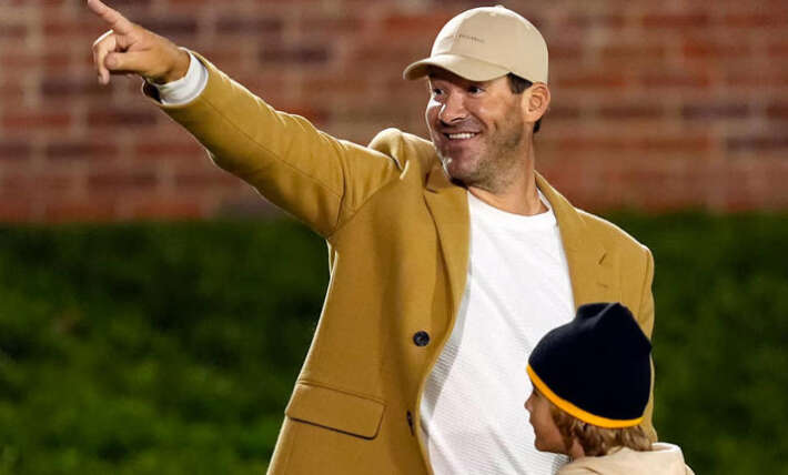 CBS’s response to Tony Romo’s public statement is not a good sign