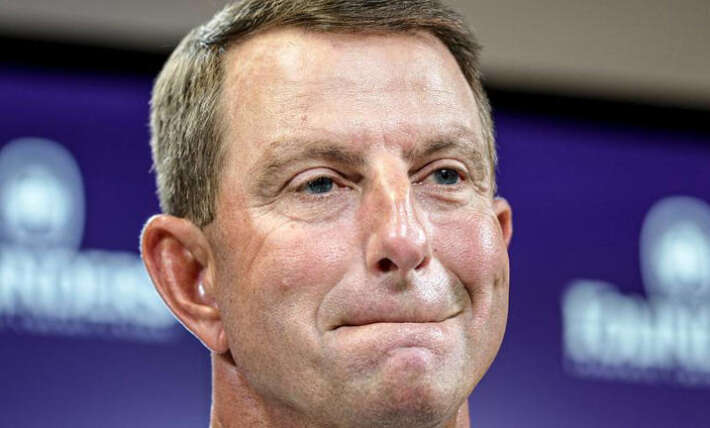 Lane Kiffin reportedly fed intel to Dabo Swinney amid Ole Miss tampering scandal