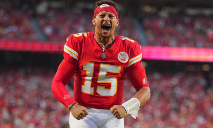 Patrick Mahomes issues strong Chiefs warning after team suddenly goes from doubt to praise