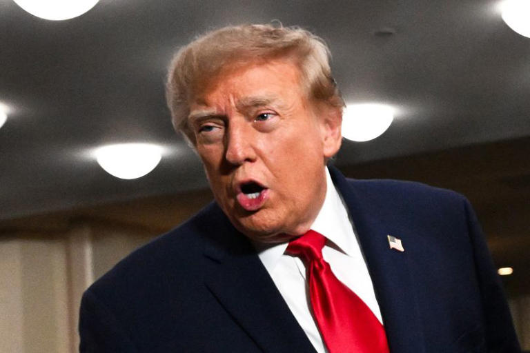 Donald Trump feared to be ‘losing it’ as ‘angry outburst’ is caught on camera