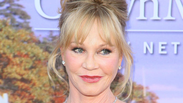 Melanie Griffith, 69, soaks up the sun in lush swimsuit photo: ‘Heaven on earth’