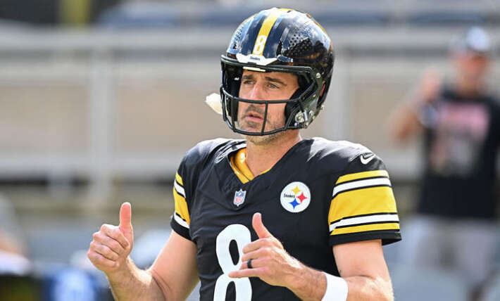Steelers’ Aaron Rodgers pulled from end of Week 2 blowout loss to Patriots, and he looked miserable