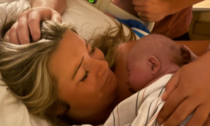 Woman gives birth, then looks at husband. Not ready for what he’s wearing