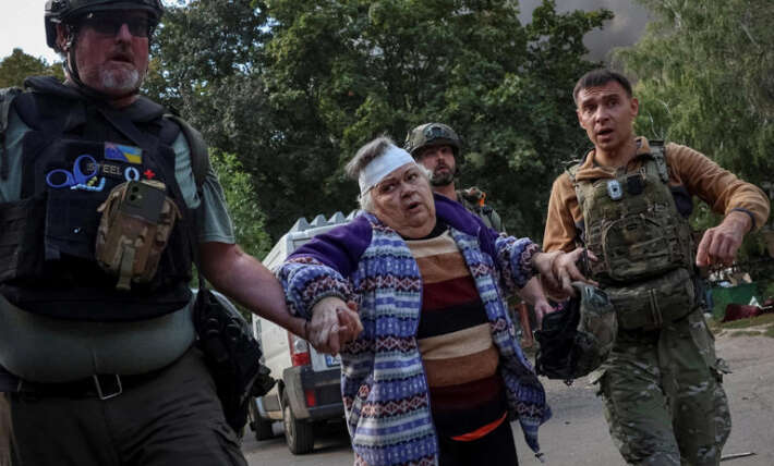 Inside Ukraine’s fortress cities – and the ex-convicts fighting Putin