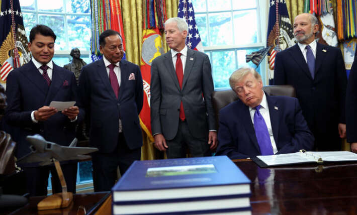 Trump’s slurred Oval Office announcement should concern Republicans