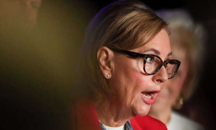 Do not ask Lindsey Graham’s sister about his rumored gay past: “I’m not even gonna entertain that question!”