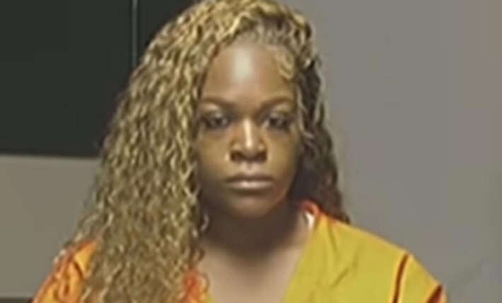 4 children, including 2-month-old baby, found home alone while mom allegedly went on 3-day-long cruise