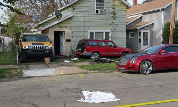 Gunman kills pregnant woman, 2 children and 5 others in PA rampage