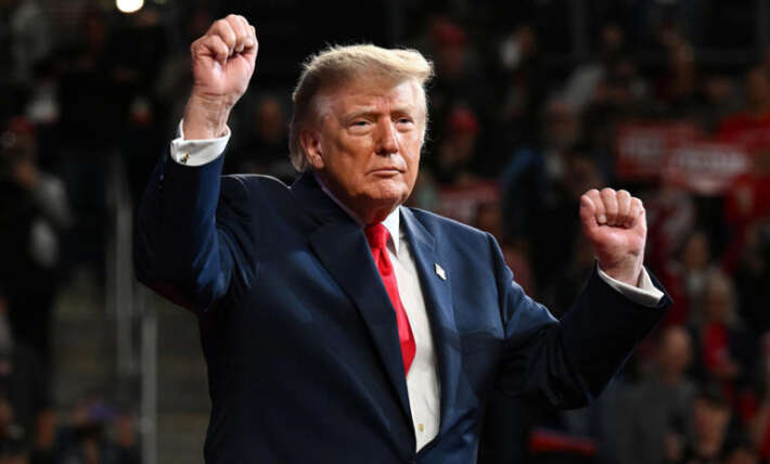Trump chants ‘we will kill everyone’ and ‘praise be to Allah’ in bizarre speech