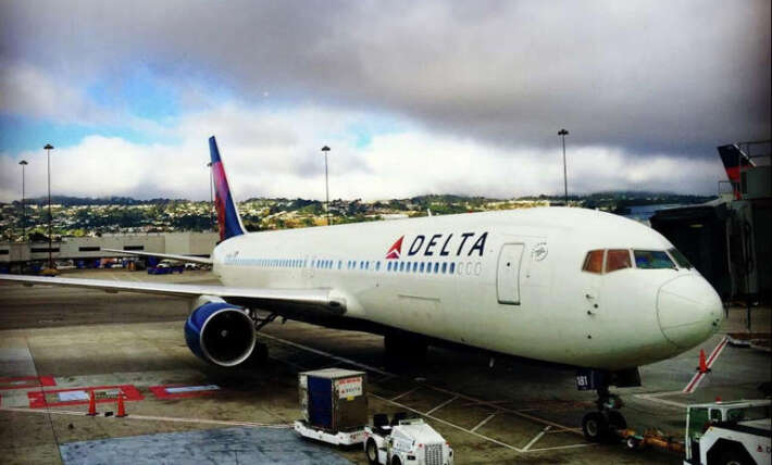 Pilot arrested at SFO last year faces 230 years in prison