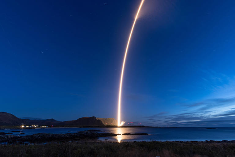 US allies race to escape SpaceX’s orbit