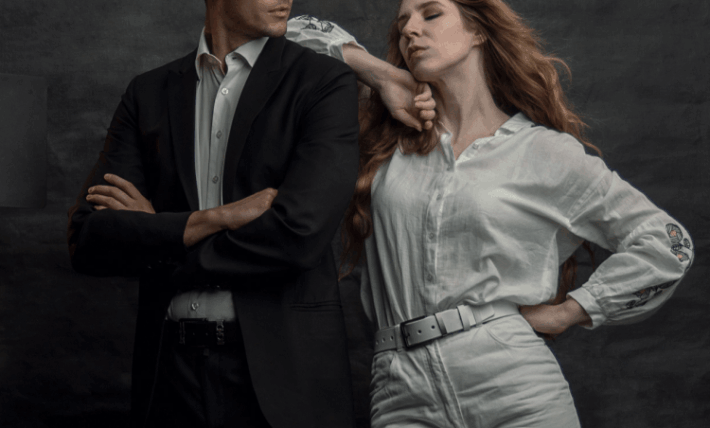 The Mob Couple (L)