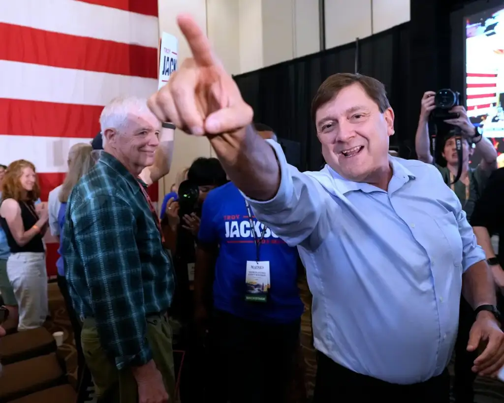 Troy Jackson, new Democratic Maine Senate candidate takes aim at Susan Collins: For 30 years she's been "concerned" 2 2933