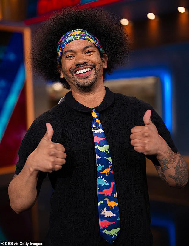 Beloved children’s show host checks himself into hospital after sharing worrying post online