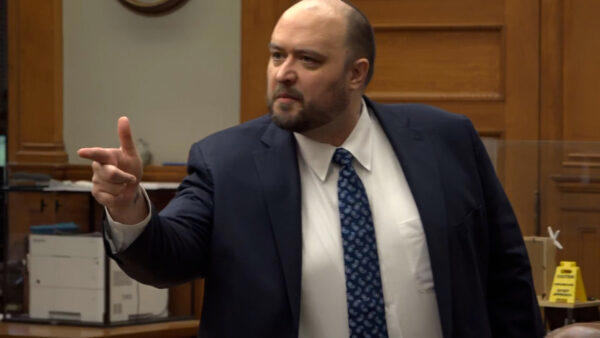 'Gun! Gun! Gun!': Man accused of planning 'public assassination' of his ex escorted from court after outbursts 2