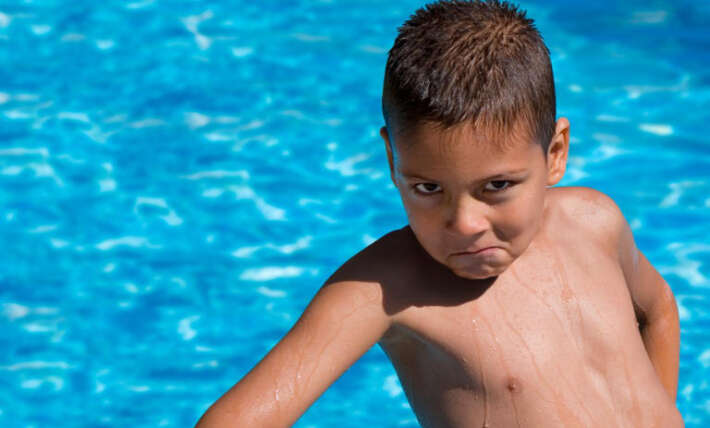 Parents make alarming discovery in their pool, call cops on neighbor’s kid