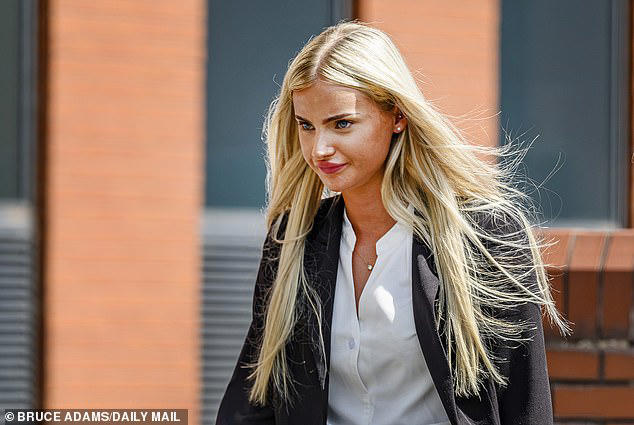 Police call handler who tipped off her boyfriend about a drugs raid is jailed for 11 months