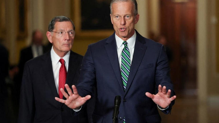 Top Republican defects to back Democrat in key battleground district 2 AA2bzEIy
