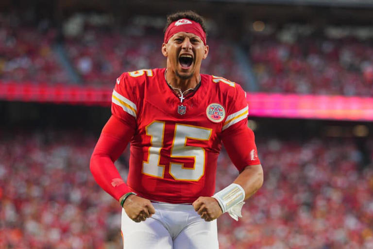 Patrick Mahomes issues strong Chiefs warning after team suddenly goes from doubt to praise