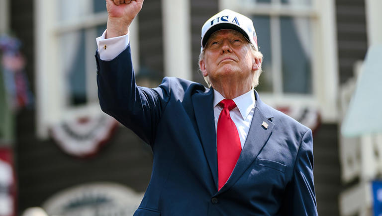 Trump says the $5,000 dividend will happen. Here’s what stands between the promise and a check aa2d4m1q