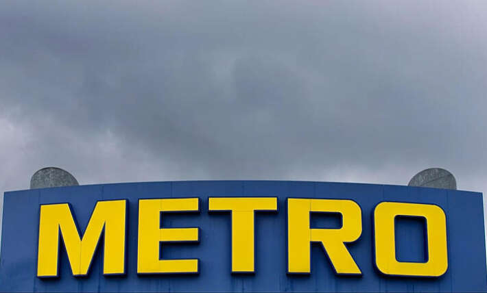 German retailer Metro loses control of Russian business after Putin decree