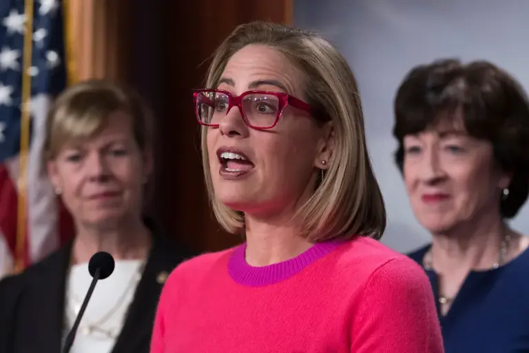 Sinema’s former bodyguard and boyfriend arrested again after accusations of more threatening behavior 2 AA1Yzmdp