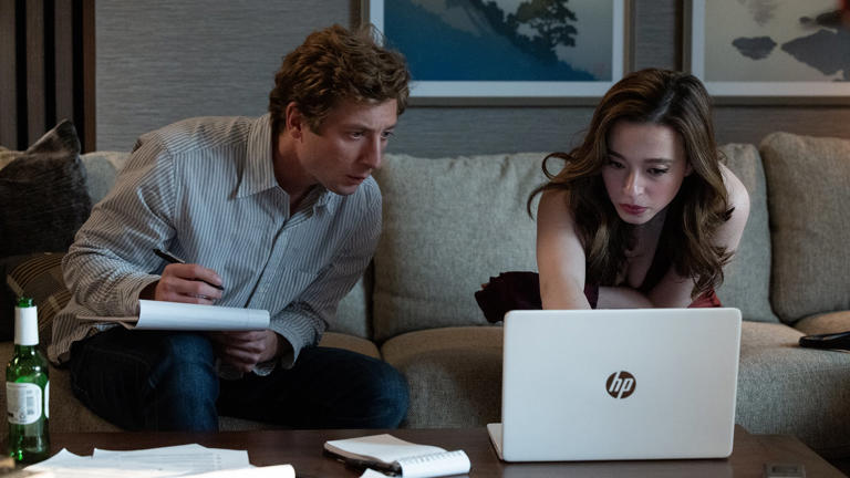 This bonkers Jan. 6 scene ruins Aaron Sorkin’s smug sequel aa2dl5nb