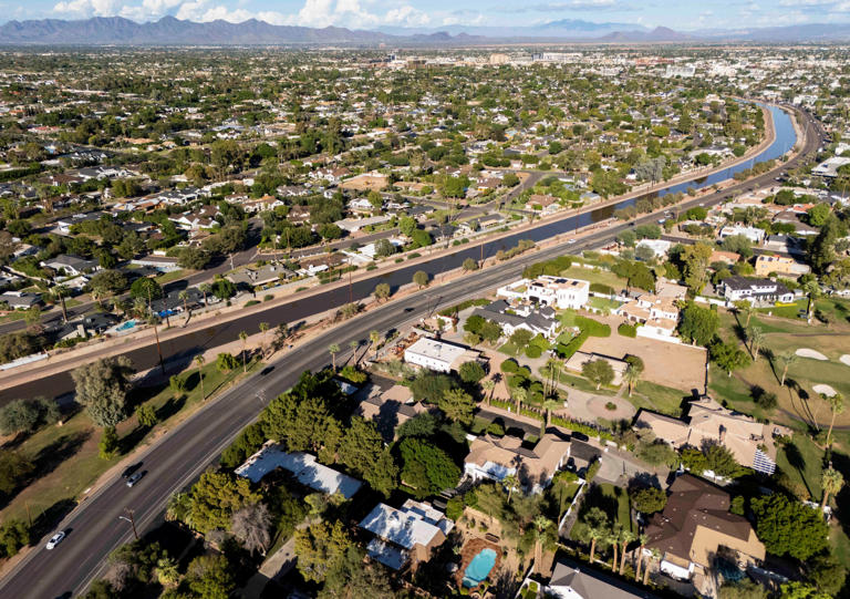 Arizona congressional candidate reports she was raped repairing signs 2 AA2dMbLe