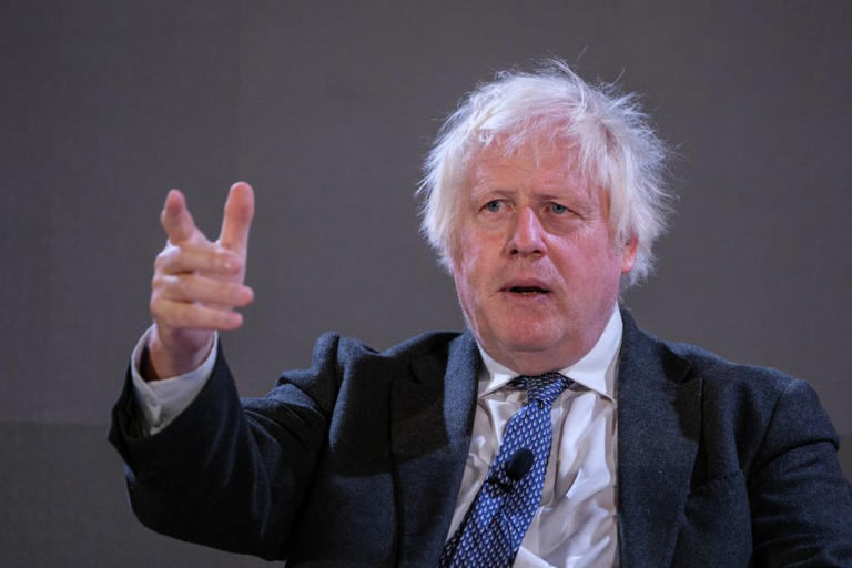 Boris Johnson blasts Donald Trump for 'sickening' decision to lift sanctions on Russian fuel aa2dxpr4