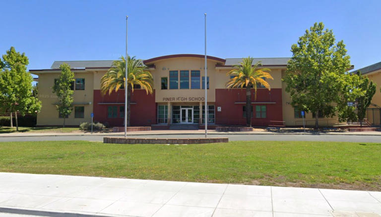 California high school football team forfeits game amid explosive campus controversy aa2dz6ip
