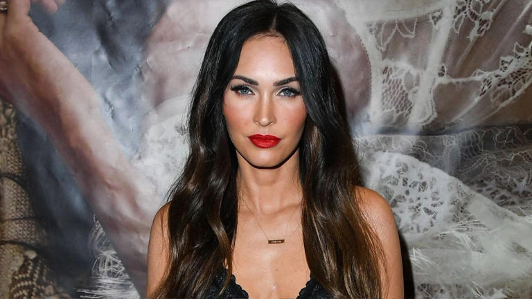 Megan Fox stars in new erectile dysfunction ad: ‘I personally feel like maybe I was born for this’ 2 AA2dc8iH