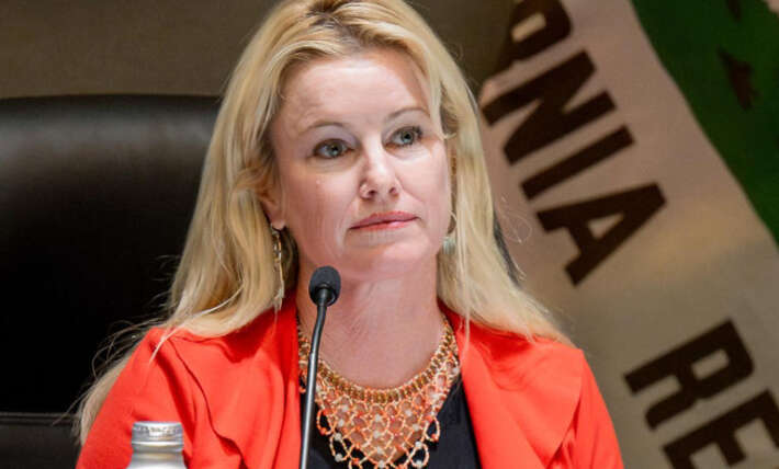 California mayor accused of running booze-soaked city hall, showing up drunk, harassing staff and hurling slurs