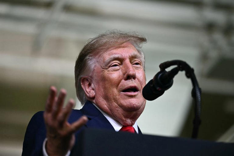 Donald Trump says 'favorite word' got him in so much trouble he's changed it 2 AA2dpC69