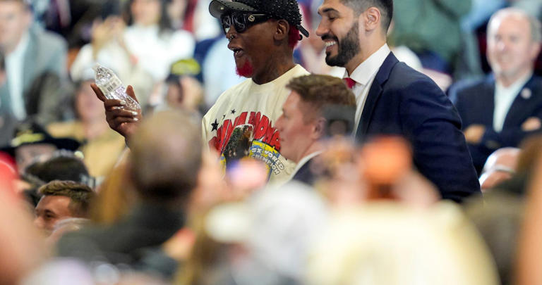 Trump says he will give Dennis Rodman a pardon to join the WNBA in anti-trans rant