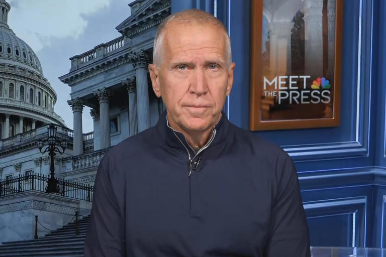 Sen. Thom Tillis says he believes Trump’s fuel deal with Russia could be breaking the law aa2e0bxw