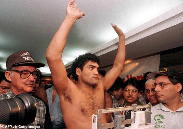 Former world champion boxer dies aged 59 after heart attack at a bingo hall